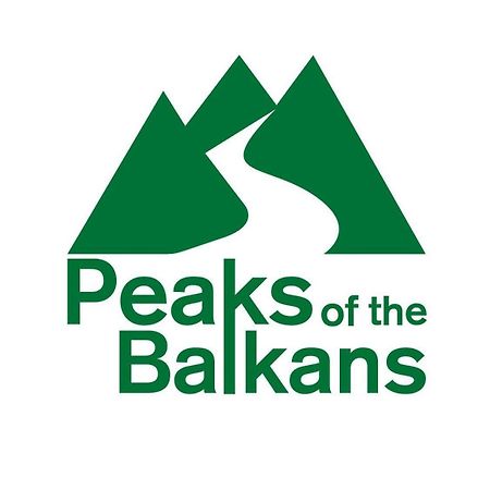 페야 Peaks Of The Ballkans Tour 호스텔 외부 사진